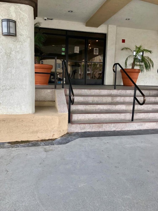 HUNTINGTON BEACH INN image 23